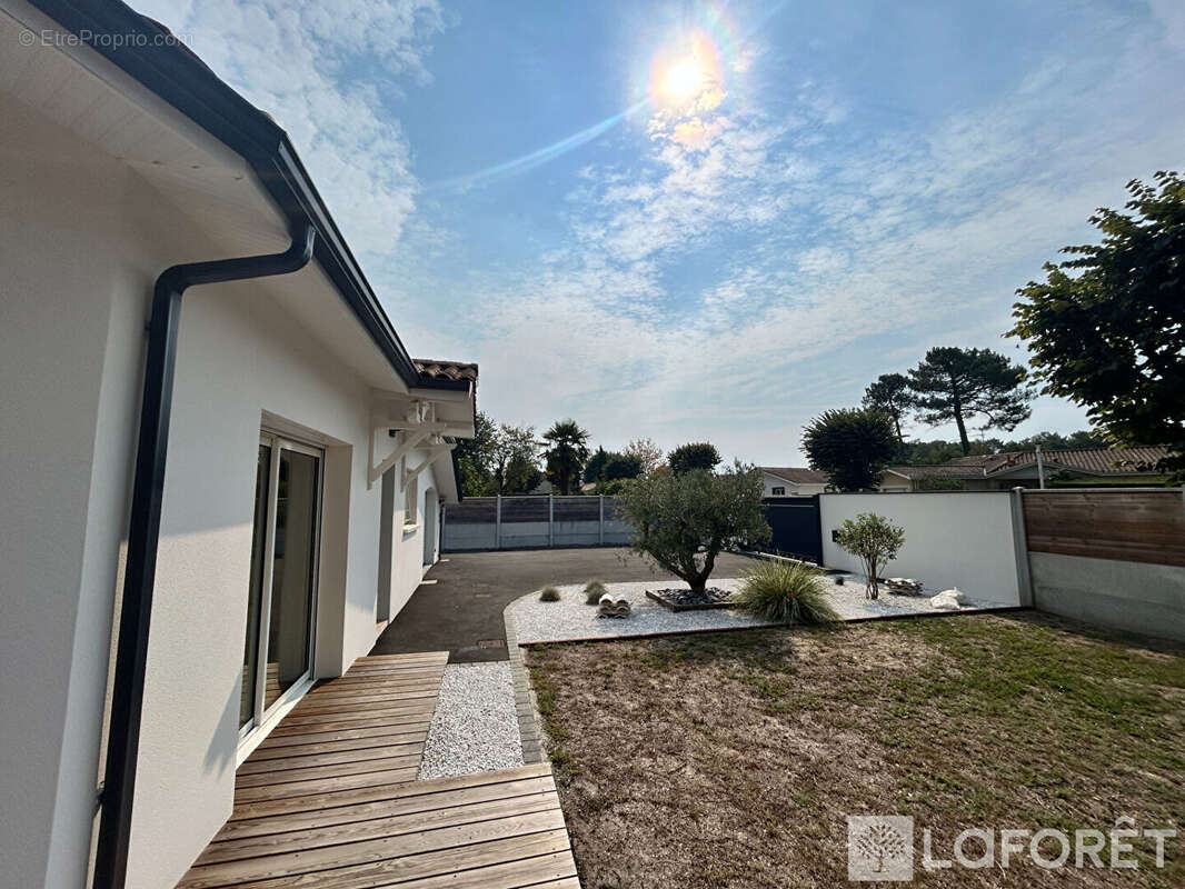 Maison à GUJAN-MESTRAS