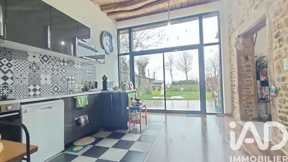 Photo 7 - Maison à BACILLY