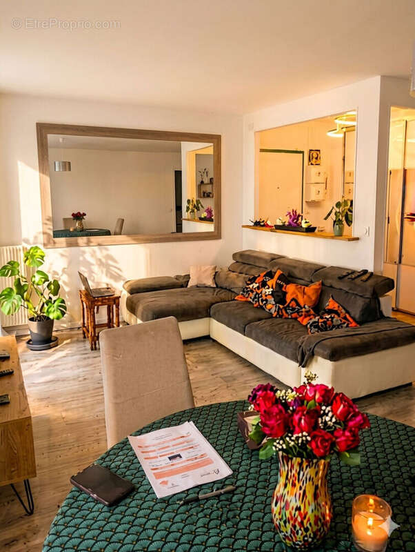 Maurepas - résidence du bois joli 2- Duplex lumineux avec terrasse - photo 2