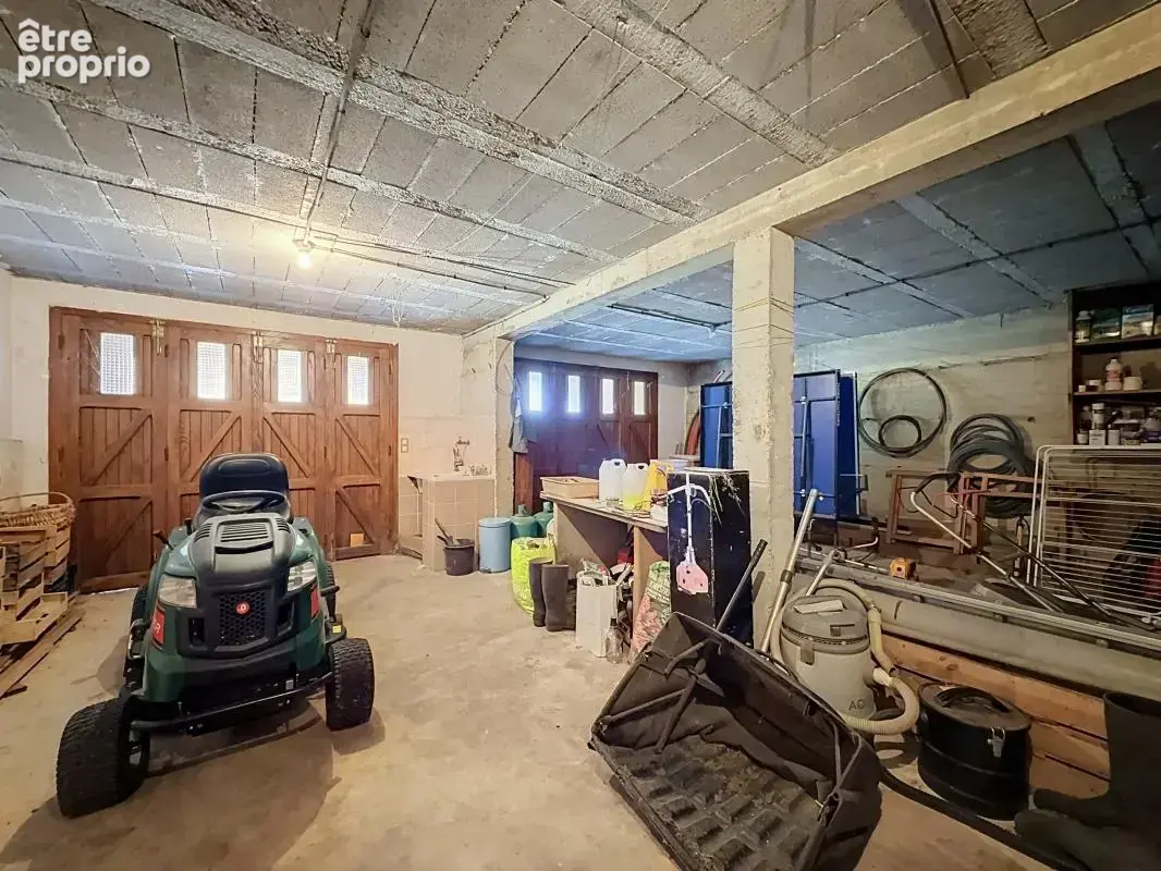 Maison - 6 Chambres - Cave - Garage double - Jardin - Au calme absolu - photo 26