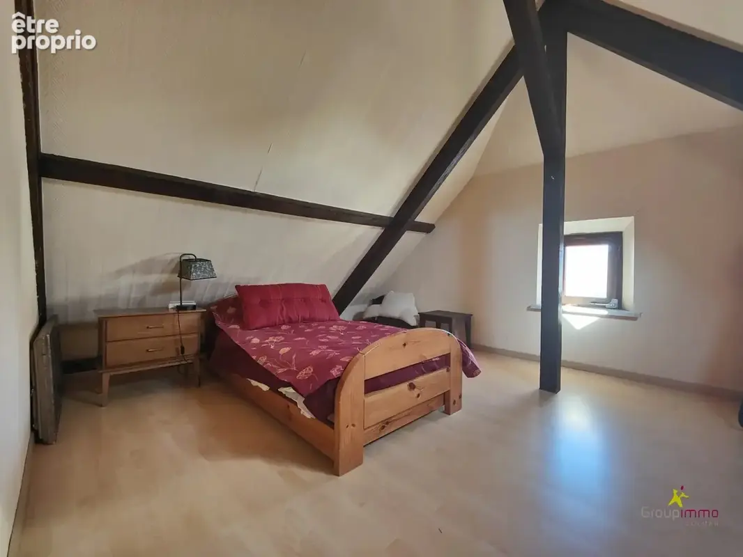 Appartement en duplex avec parking privé - en retrait de la rue - photo 15