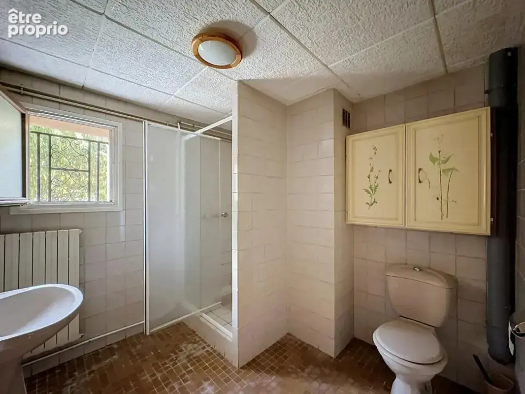 Vendat : Maison 199m² avec terrasse et jardin - photo 14
