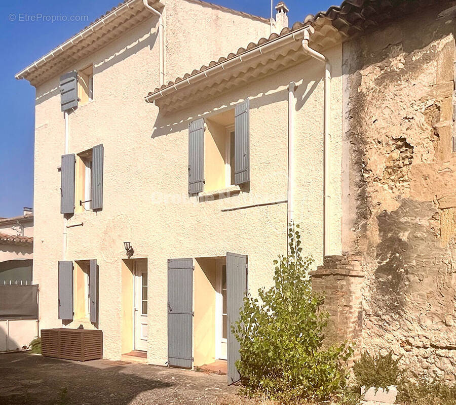 Maison 5 pièces 108 m² · à Montfaucon · 108 m² · 239 000 €