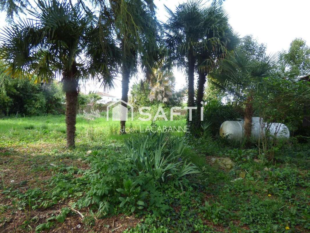 Maison 180 m² à Castelnau-Riviere-Basse  - photo 2