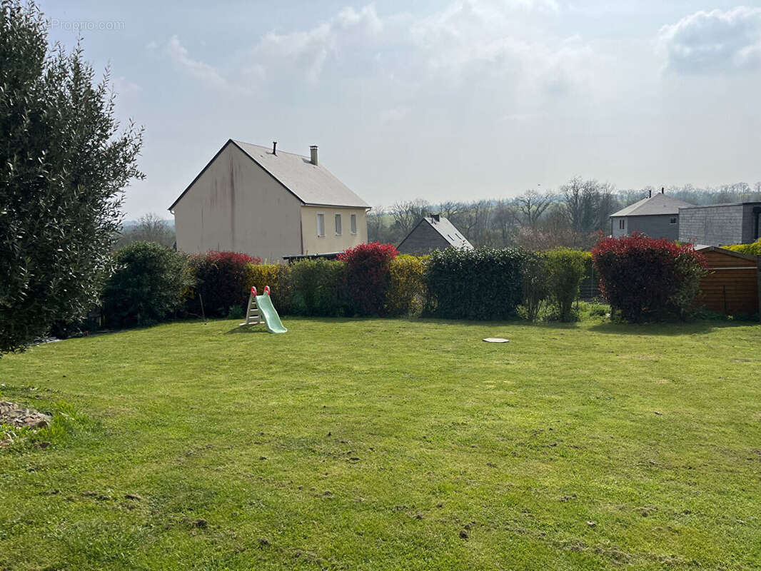 Maison à BANNEVILLE-SUR-AJON