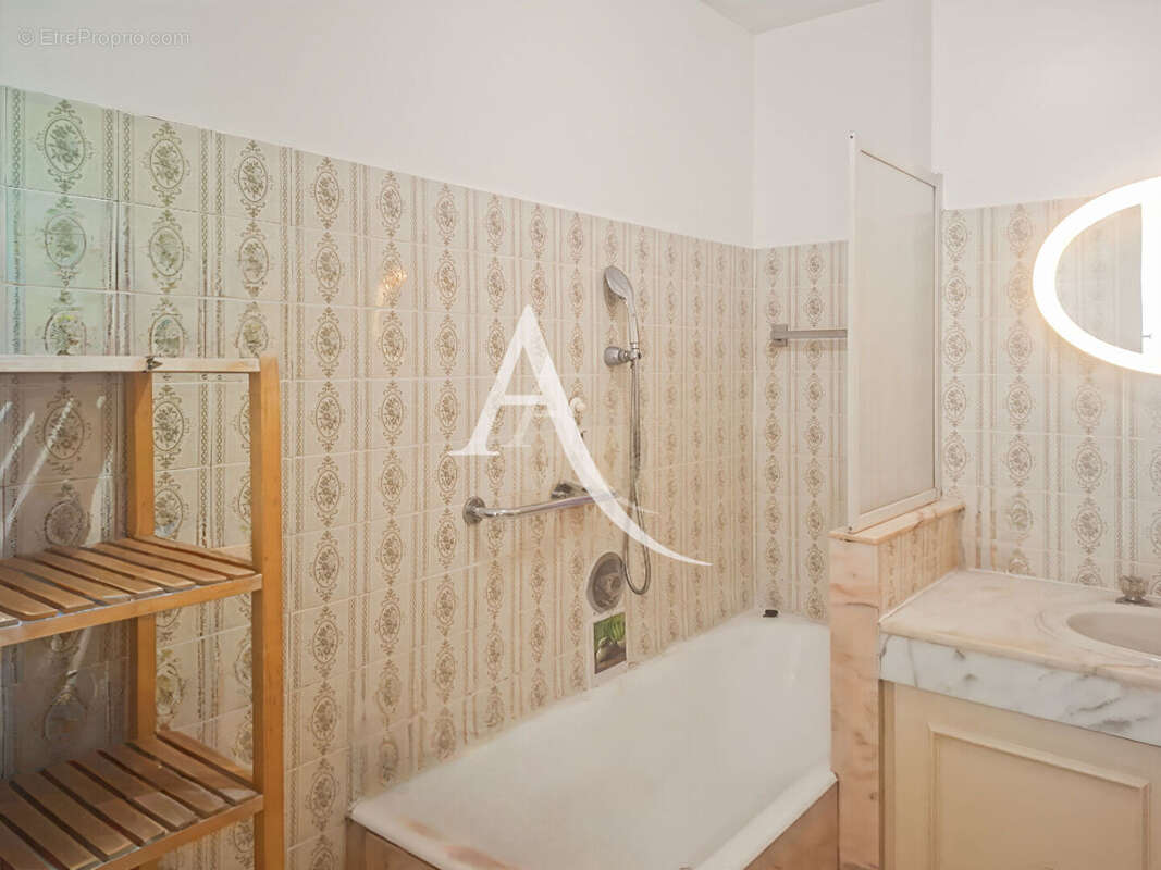 Appartement à LE CANNET