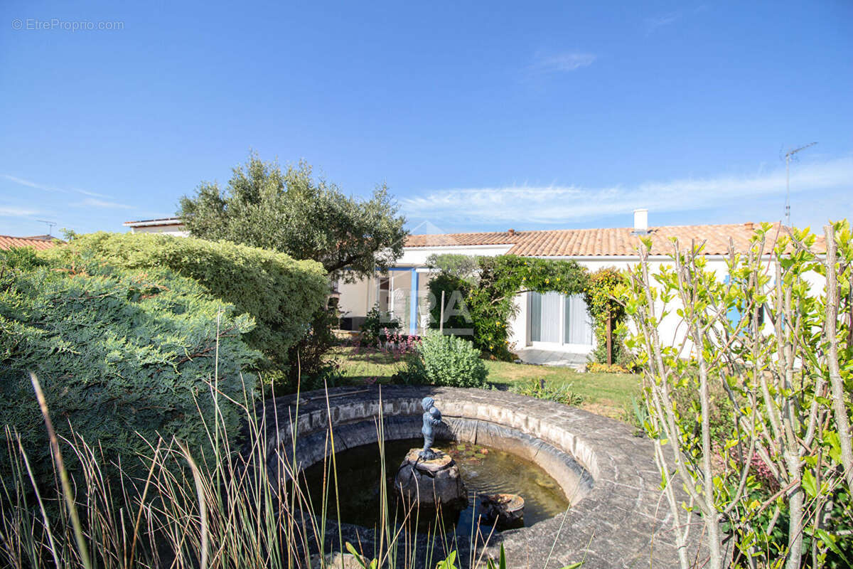 Maison à NIEUL-SUR-MER