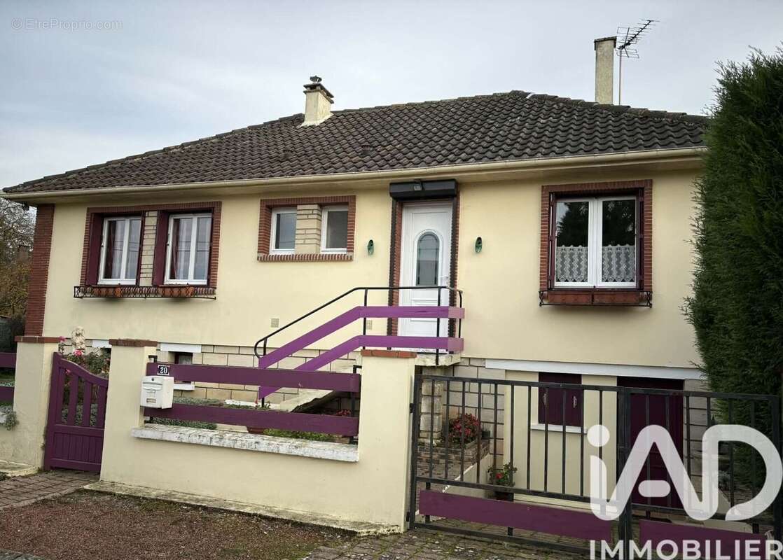 Photo 3 - Maison à ESTREES-SAINT-DENIS