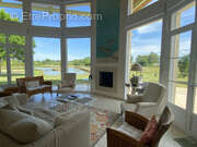 Maison à GIFFAUMONT-CHAMPAUBERT