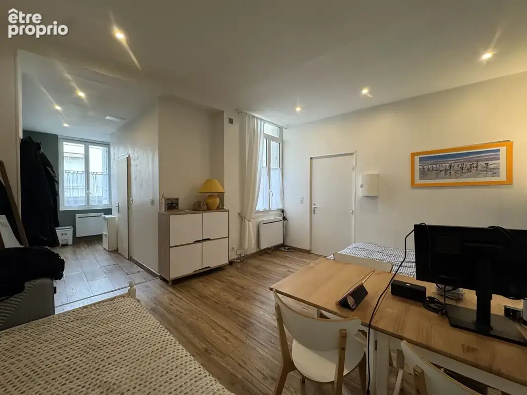 Exclusivité Centre-ville proche Place Colbert : Immeuble en Pierre - 2 Appartements et 1 Local - photo 5
