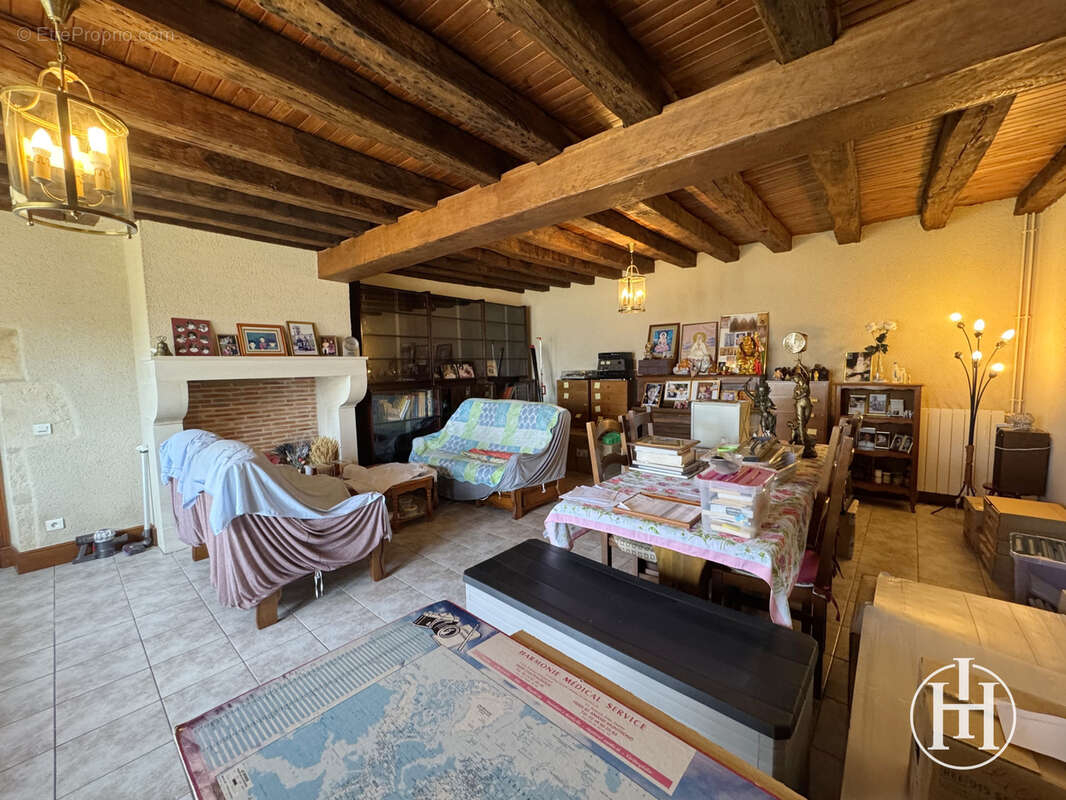 Maison à CHARENTON-DU-CHER