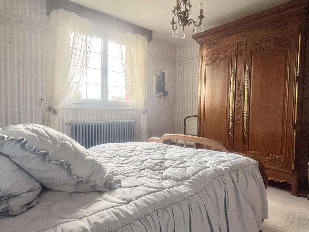 Maison à CERISY-LA-SALLE