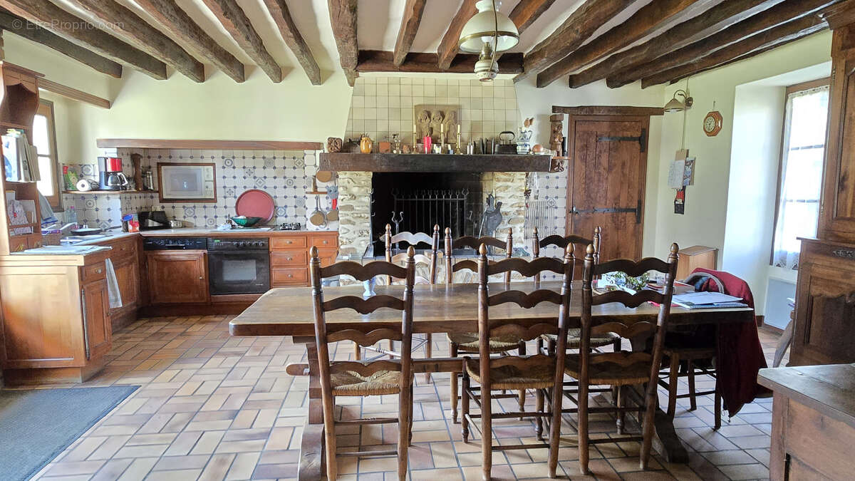 Maison à PECQUEUSE