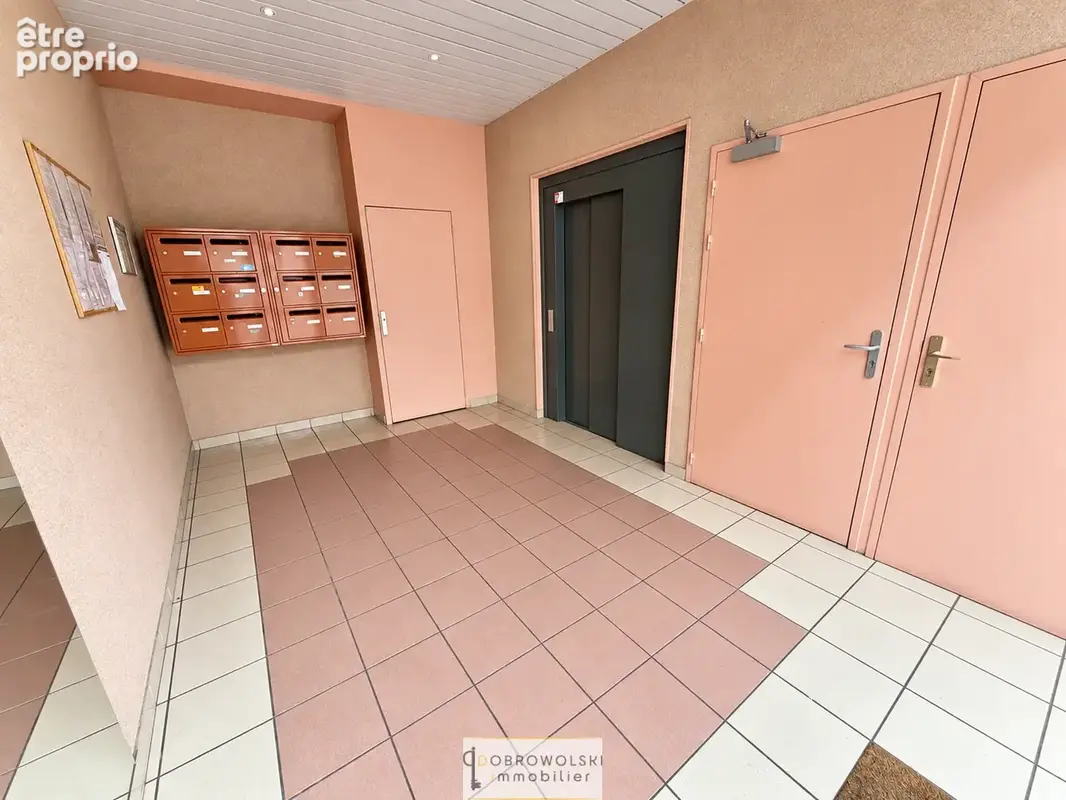 Appartement T3+garage - photo 9