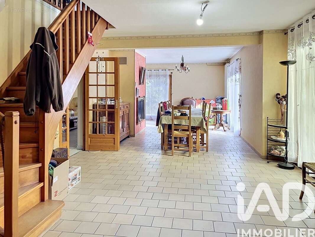 Photo 4 - Maison à NAINTRE