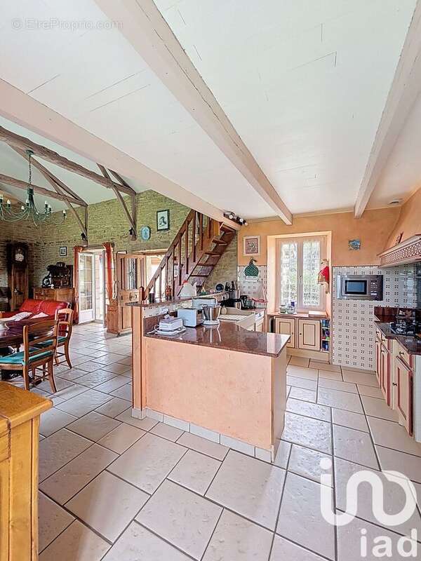 Maison 131 m² à Flaujac-Poujols  - photo 4