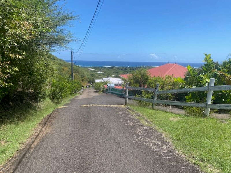 Terrain à SAINTE-ANNE