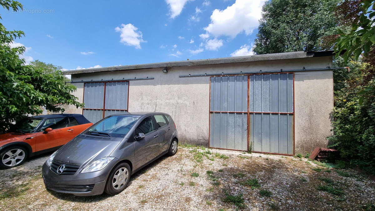 Maison 200 m² à Mareuil  - photo 17