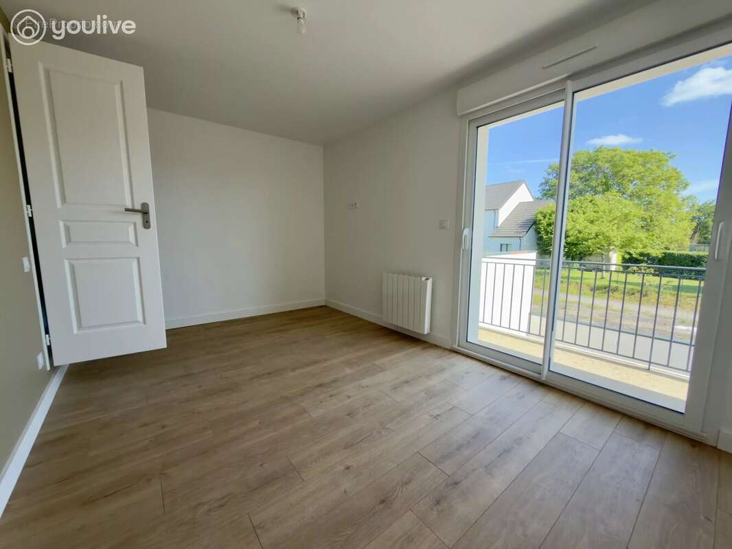 Appartement à DAMIGNY