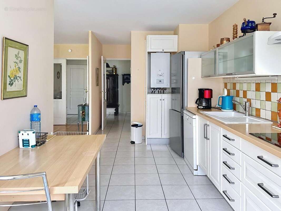Photo 8 - Appartement à MEYZIEU