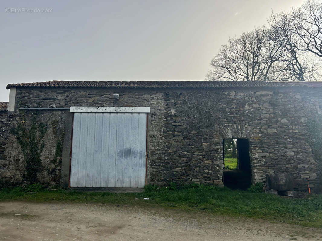 Maison à LE LOROUX-BOTTEREAU