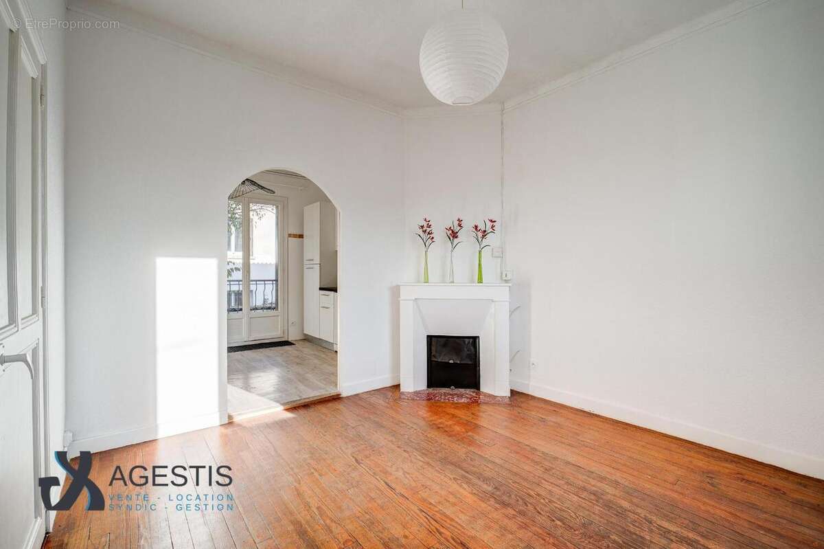   - Appartement à TOULOUSE