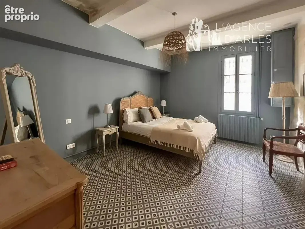 ARLES, proche Portagnel -  Maison arlésienne de caractère avec terrasse – 157 m² - photo 6