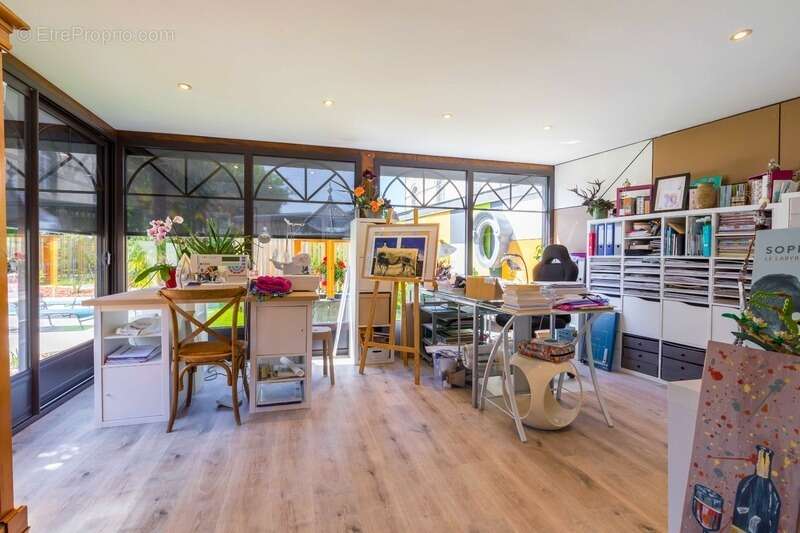 Propriete arc sur tille de 594 m2 sur terrain de 2411 m2 - photo 15