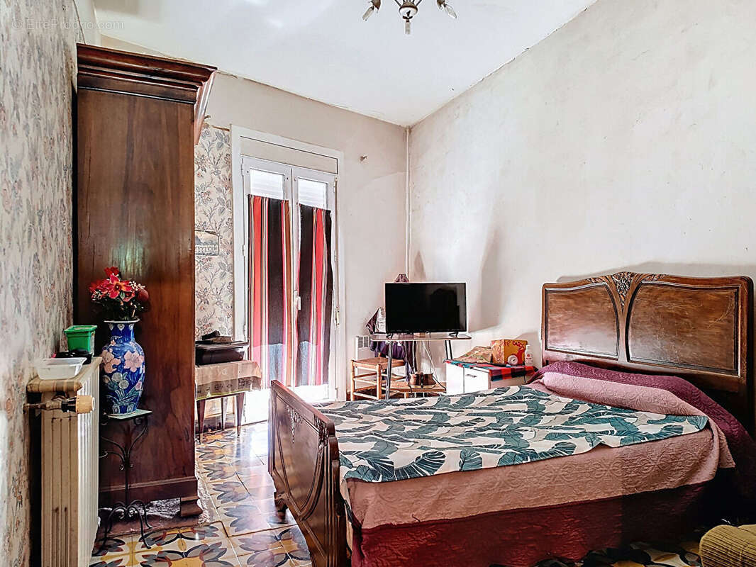 Appartement à SAINT-LAURENT-DE-CERDANS