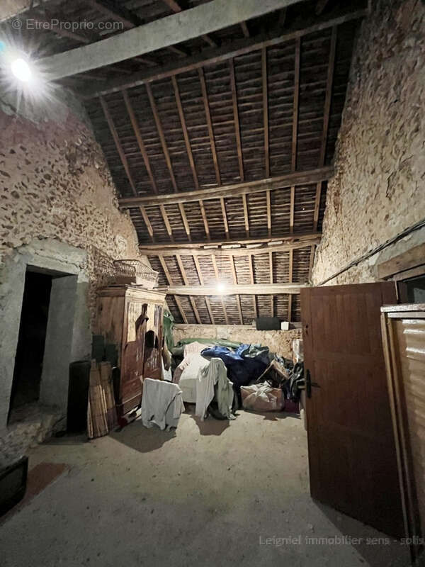 Charmante maison de campagne authentique sur son jardin de 1200 m2 et sa petite prairie - photo 23