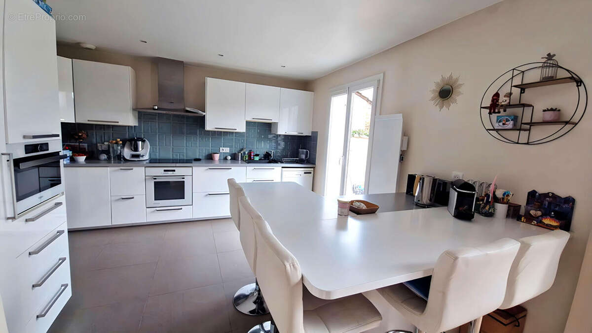 Maison à JOUY-EN-JOSAS