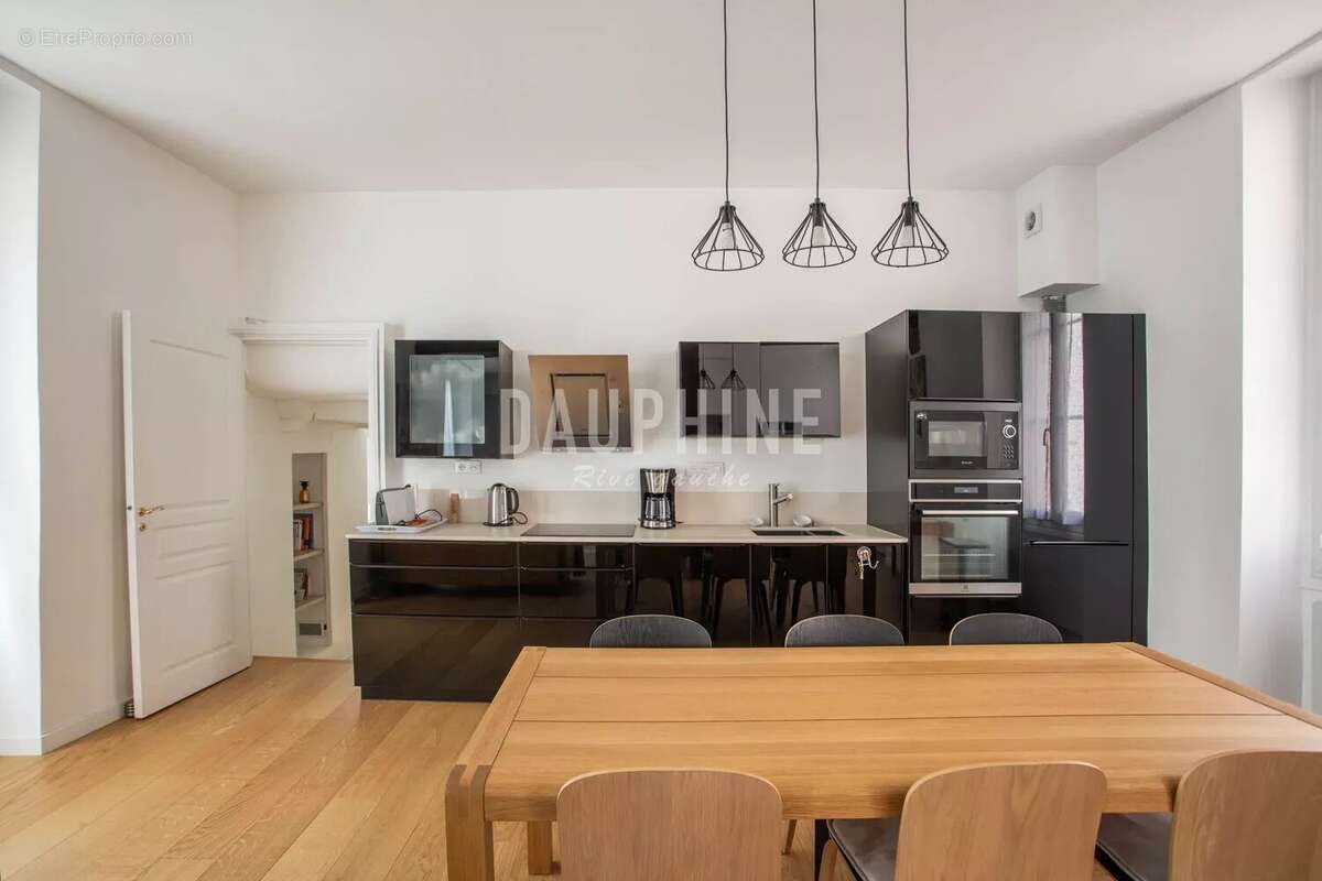 Appartement à PARIS-6E