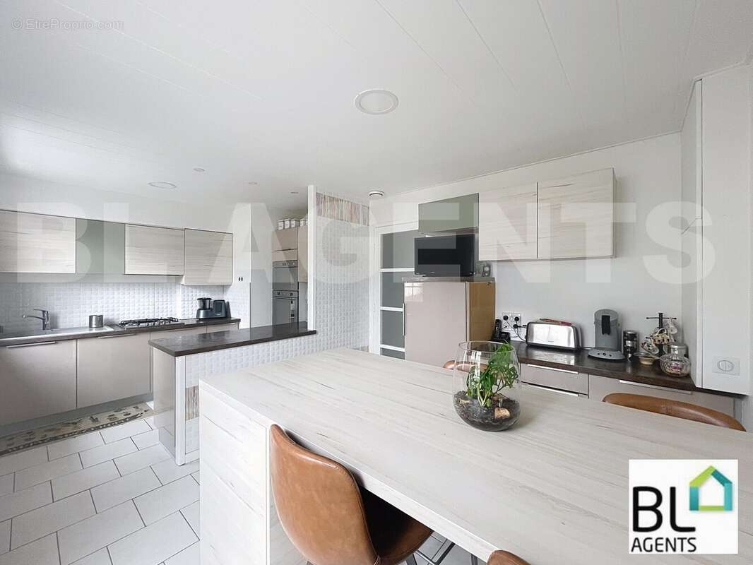 provost_00002 - Maison à ITTEVILLE