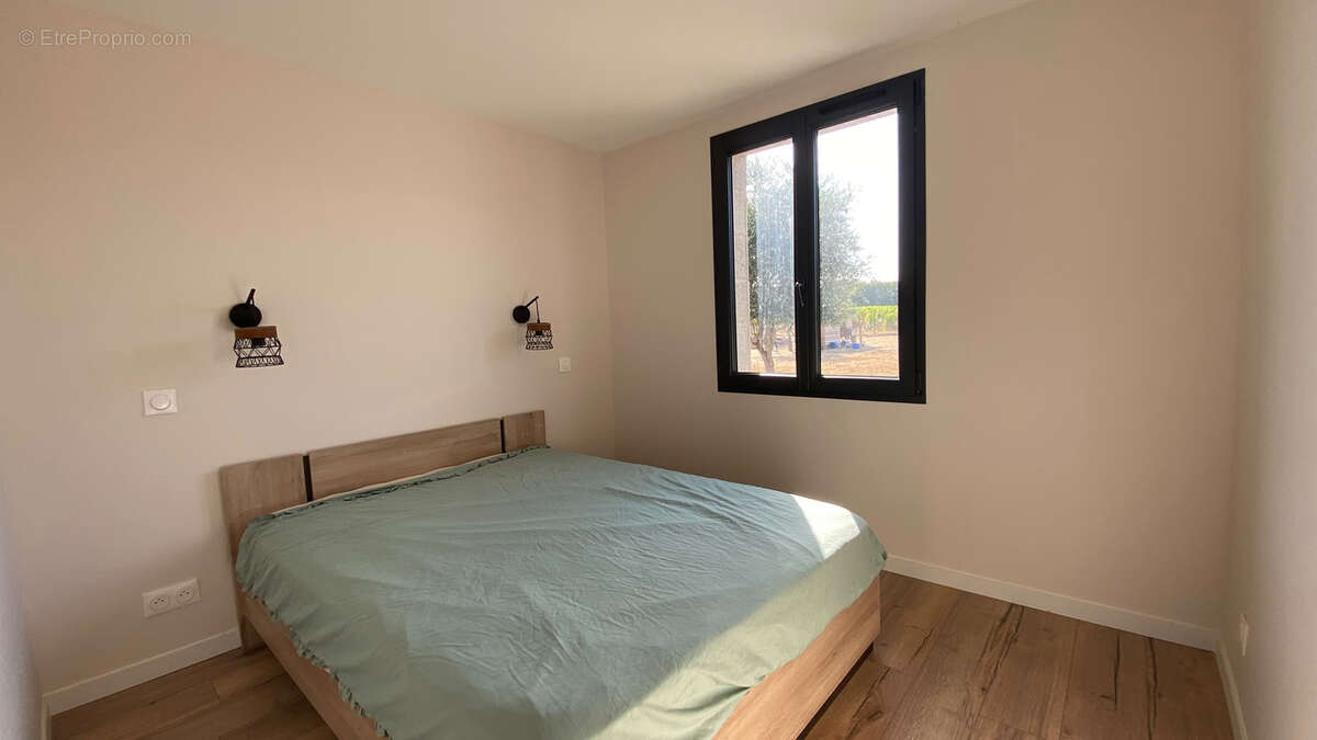 Maison familiale de 159 m2 avec studio indépendant - photo 16
