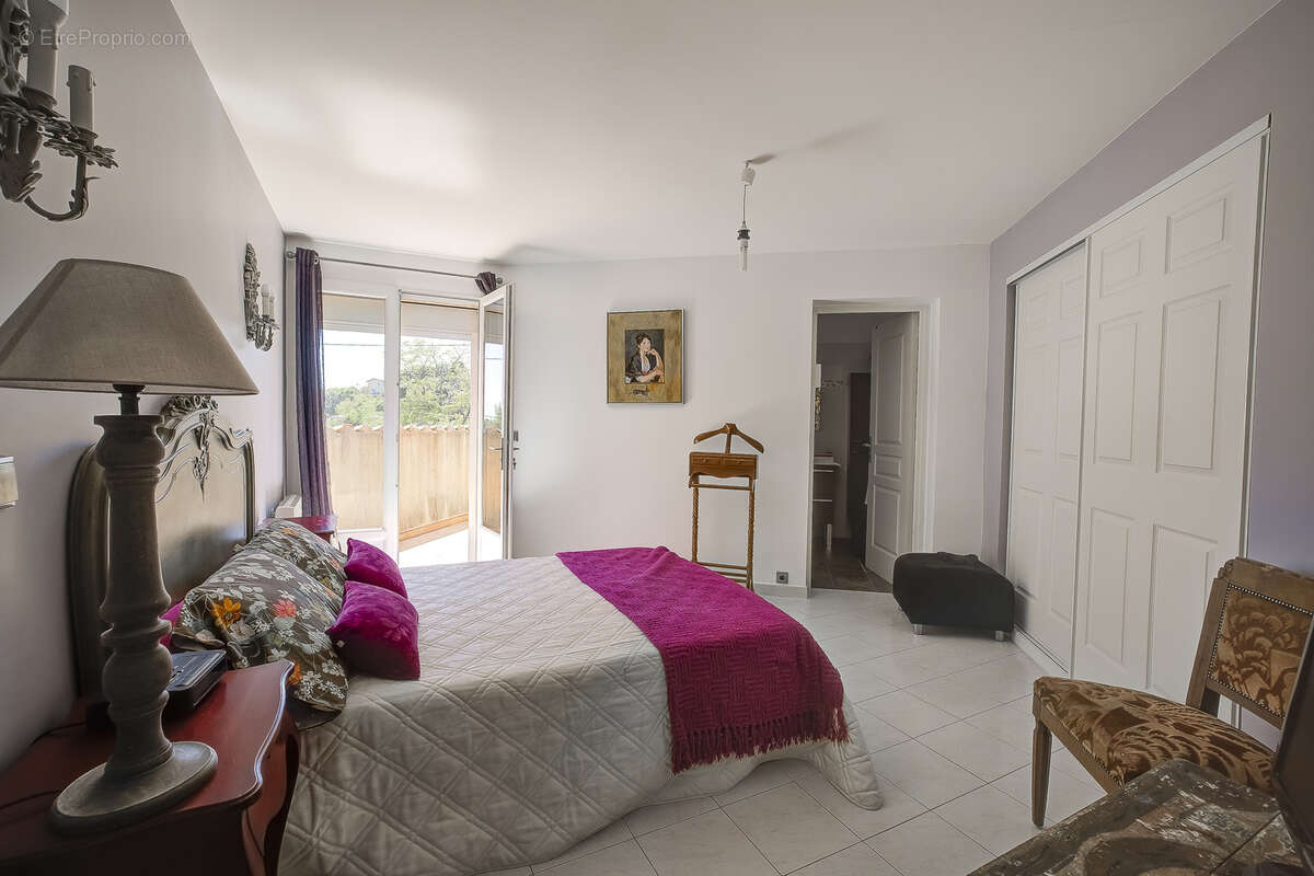 Nice Ouest , agréable villa indépendante de 214m2 avec piscine - photo 18