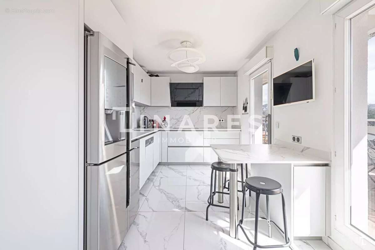 Appartement à MARSEILLE-8E