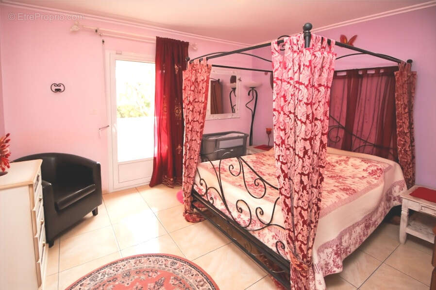 Maison Tresques 6 pièce(s) 180 m2 - photo 6
