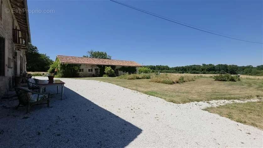 Maison à ALLOUE