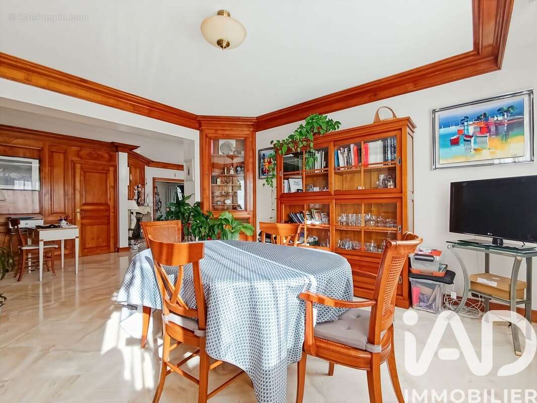 Photo 8 - Maison à LE PLESSIS-TREVISE
