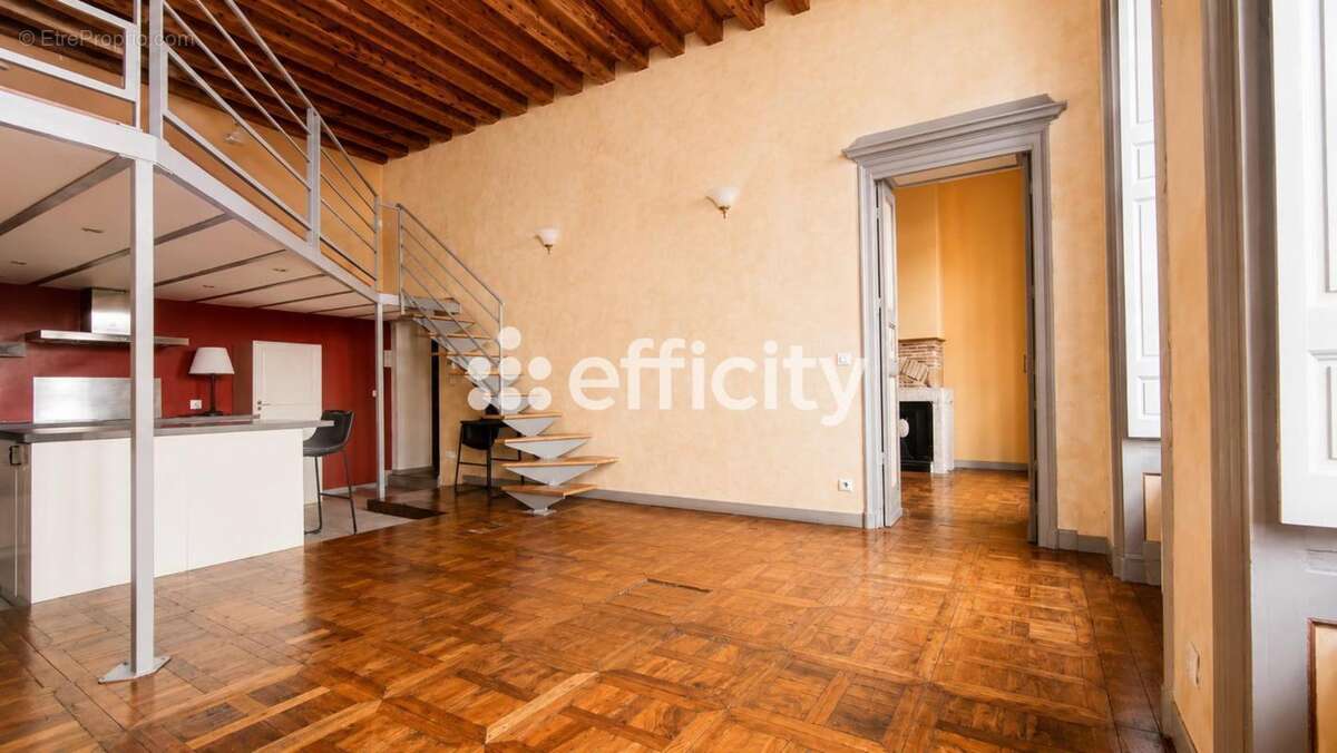 Appartement à LYON-1E