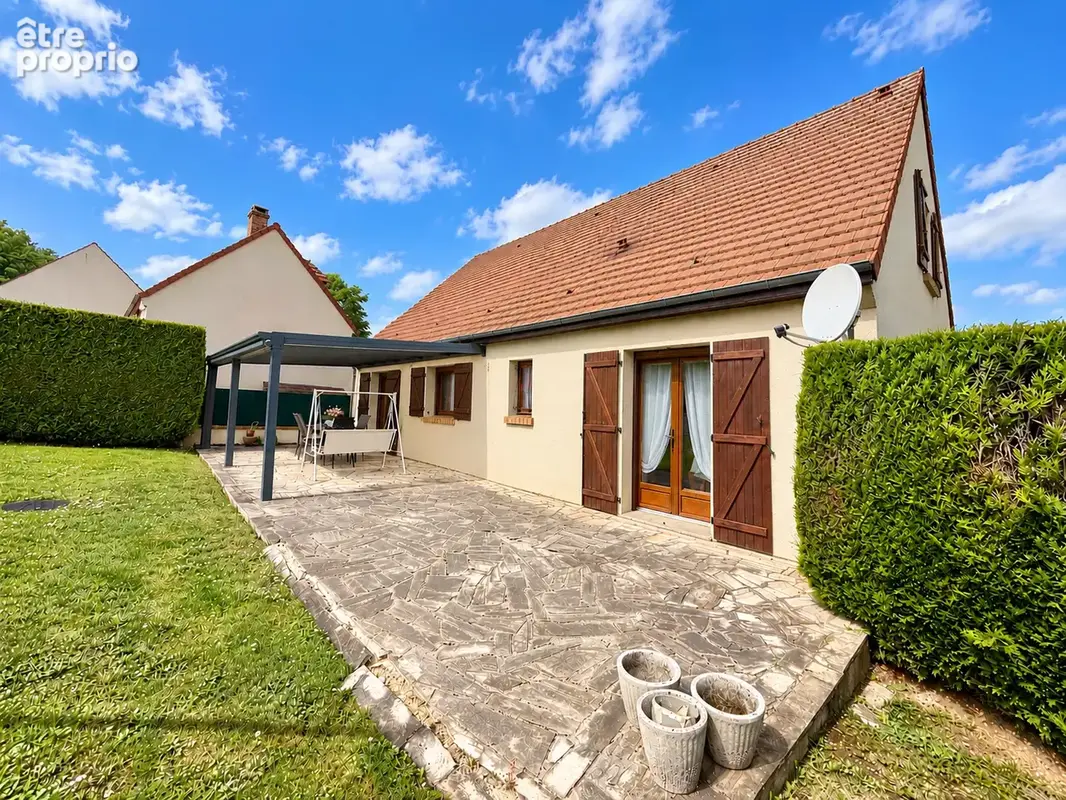 Maison familiale de 139 m2   5 chambres, sous-sol complet et terrain de 700 m2 - photo 2