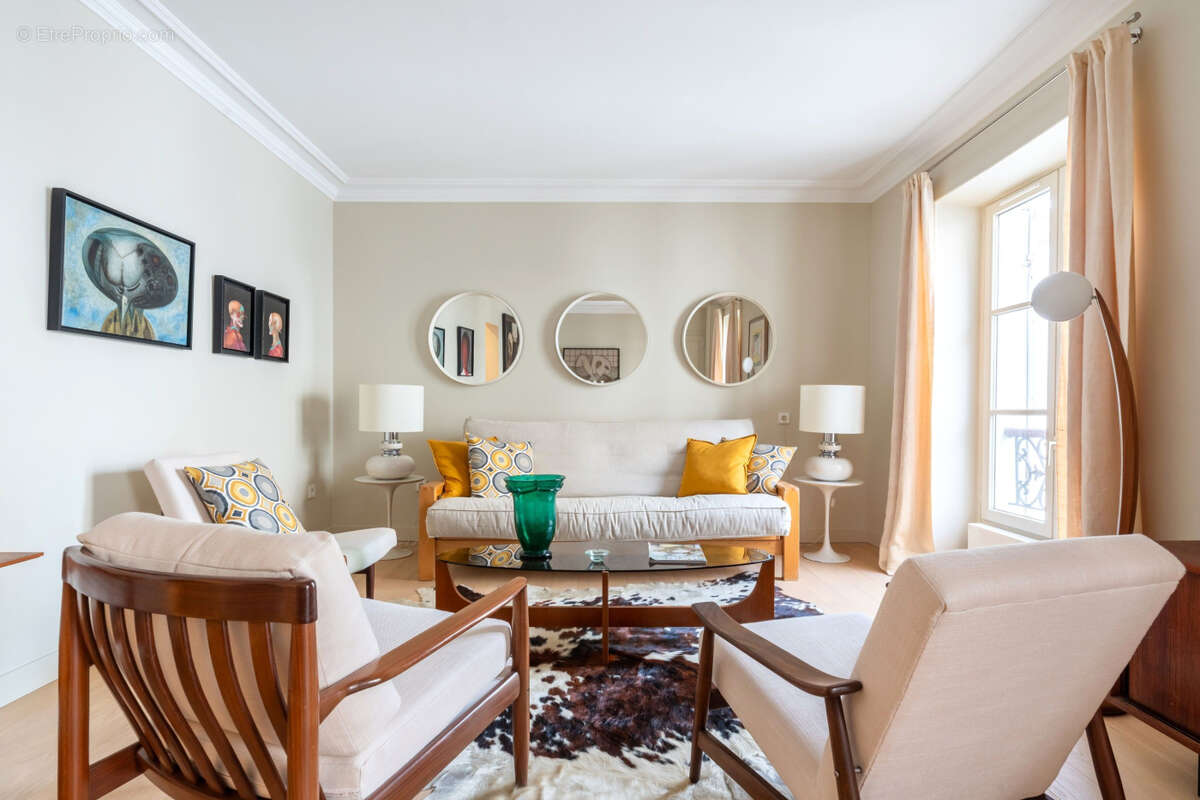 Appartement à PARIS-11E