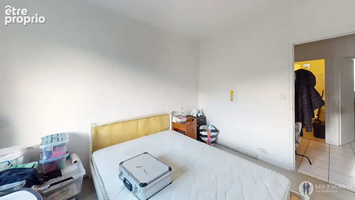 T4 copropriété ravalée et fermée avec parc - photo 9
