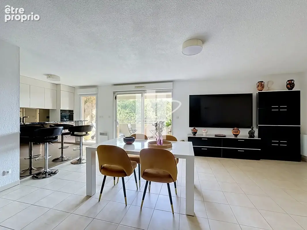 appartement de type 3 centre ville de saint raphael - photo 4