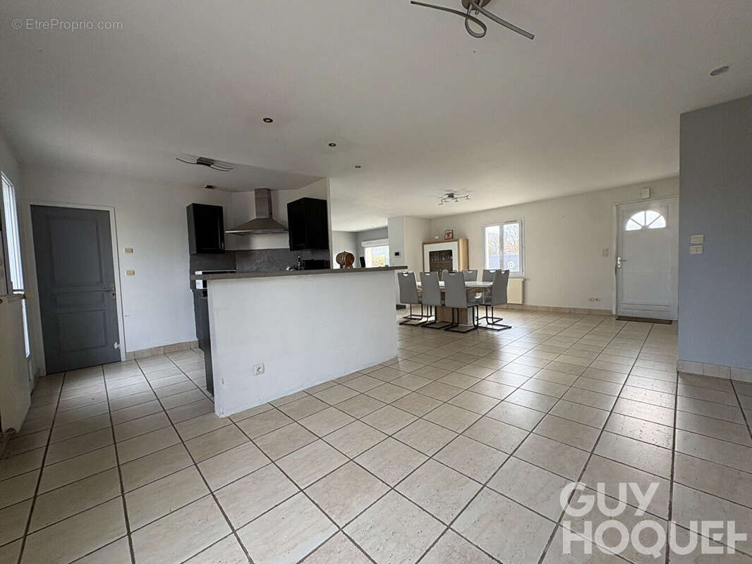 Maison à OUZOUER-LE-MARCHE