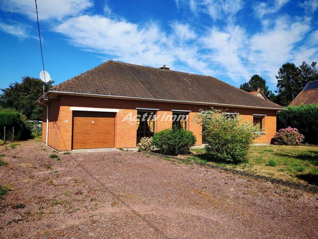 4288 50 - Maison à HESDIN
