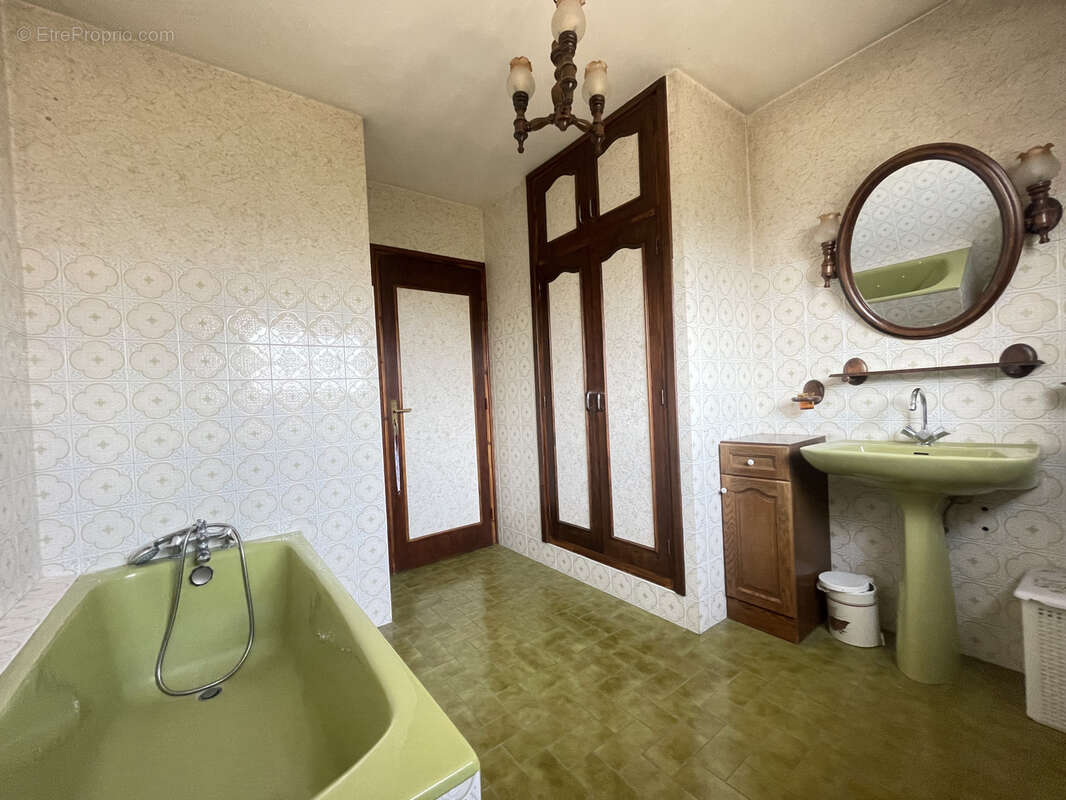 Mitry-le-neuf - spacieux pavillon individuel avec 4 chambres, sous-sol total et un beau jardin - photo 11
