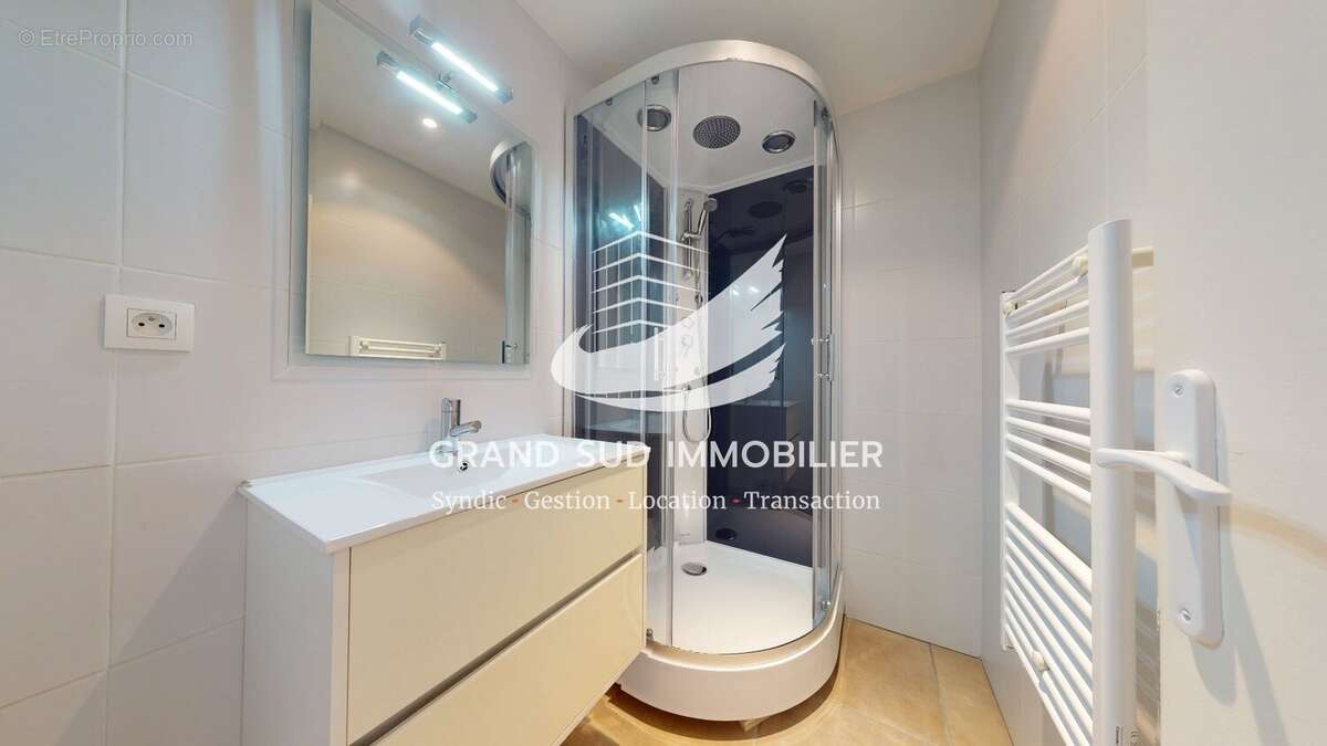 Appartement t3 rénové et lumineux proche des commodités - photo 6