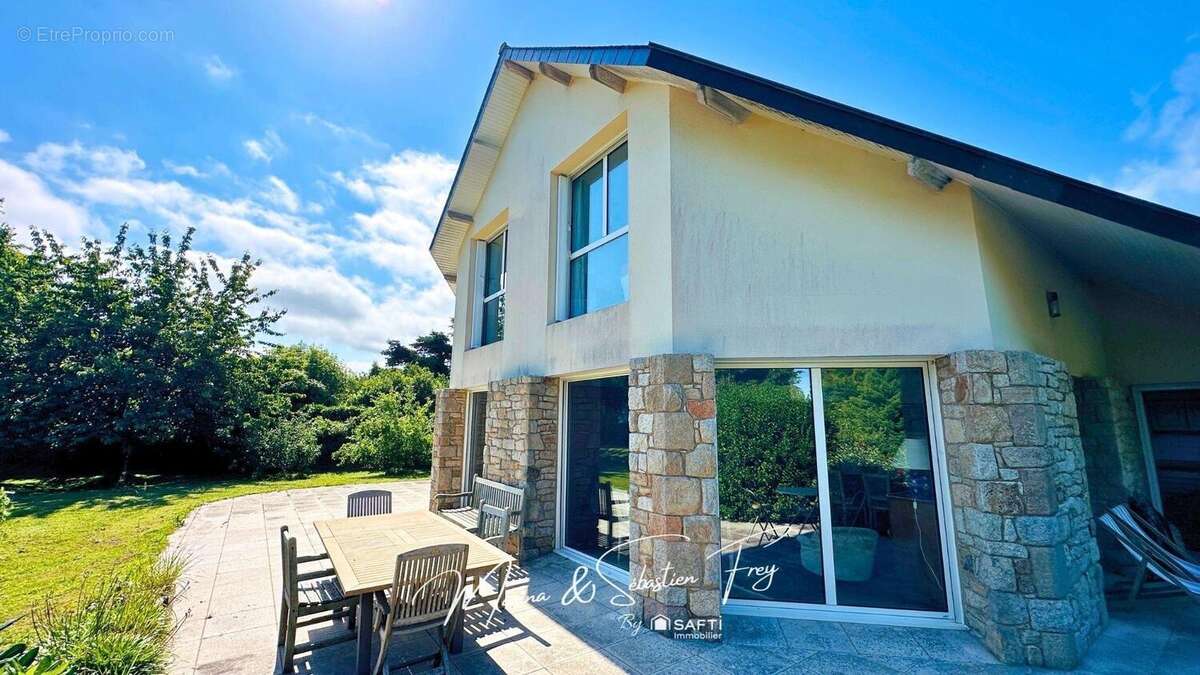 Maison 180 m² à Trevou-Treguignec  - photo 3