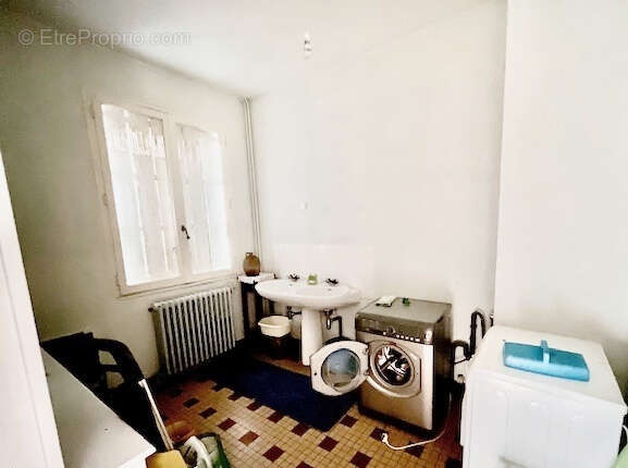 Maison à MONTREUIL-BELLAY